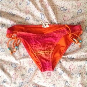 Bathing suit bottoms