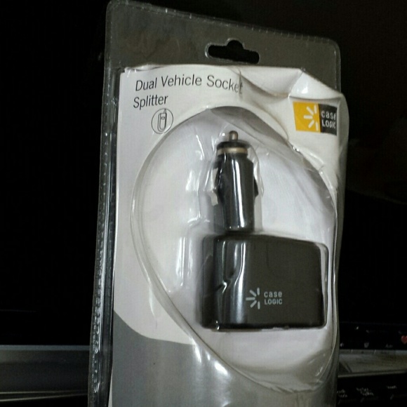 Dual Vehicle Socket Splitter.