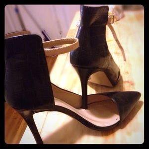 Black zara heels