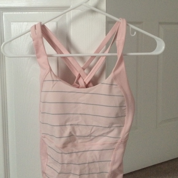 Lululemon tank
