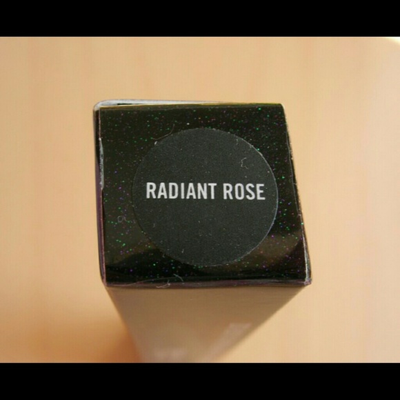 MAC PREP AND PRIME IN RADIANT ROSE