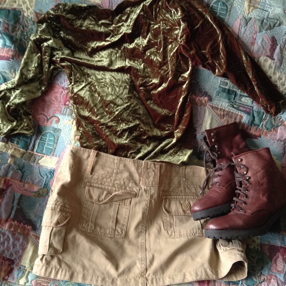 Deep tan Cargo skirt - Picture 2 of 2