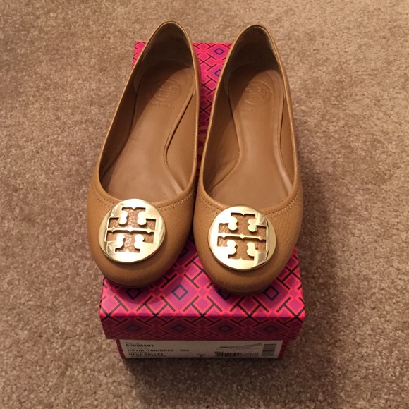 Brown Tory Burch Reva Flat 6