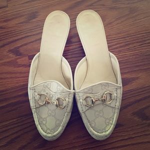 Gucci Closed Toe Heel Slipper 7.5B
