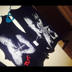 Tupac muscle tee.