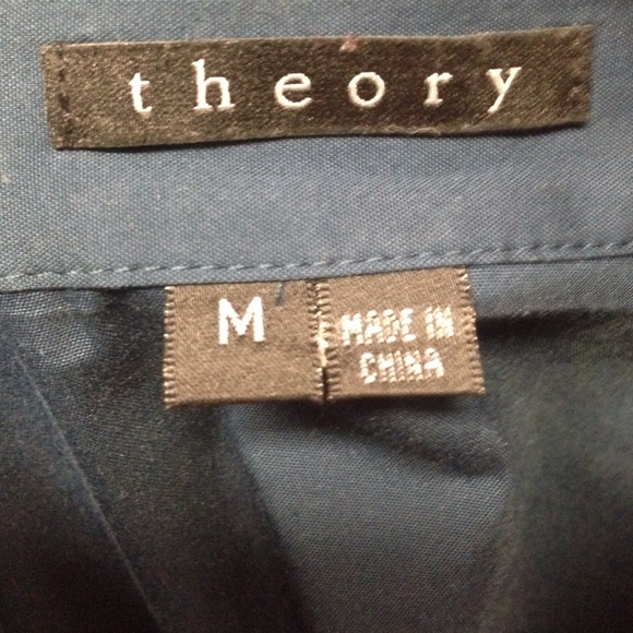 Theory Button-Down 3/4 Sleeved Top. - Picture 3 of 4