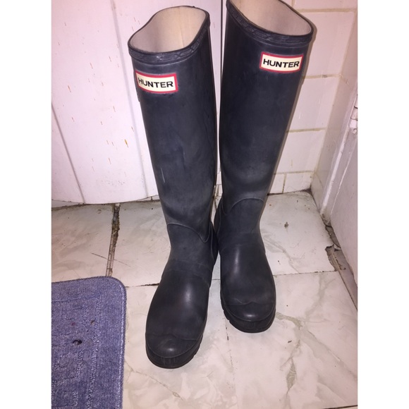 Navy blue hunter boots!