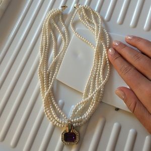 Pearl necklace with charm