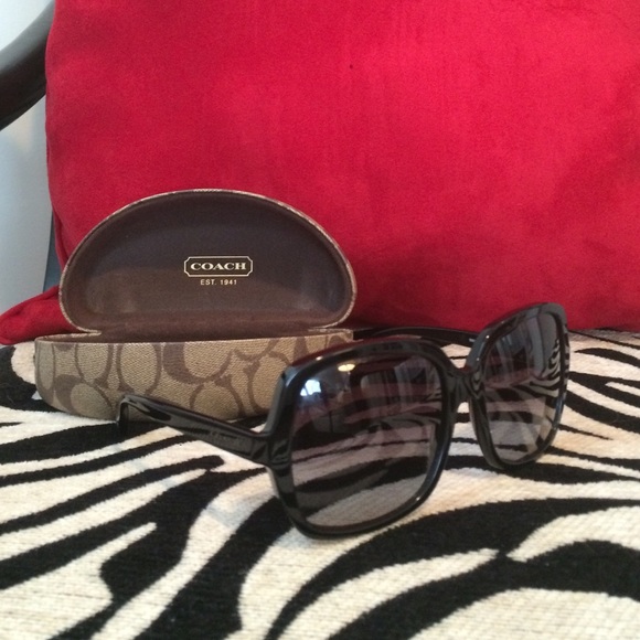 Black coach sunglasses