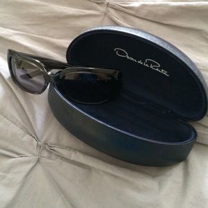 Authentic Oscar de la Renta sunglasses