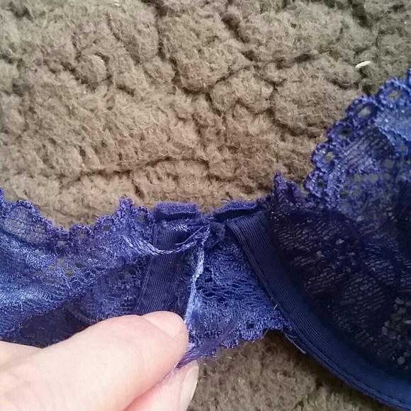 Jessica Simpson lace bra - Picture 3 of 4