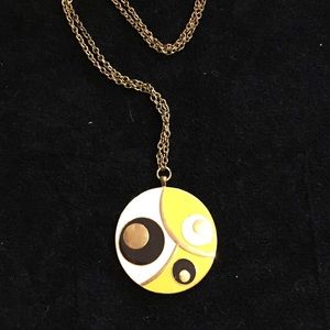 Medallion necklace