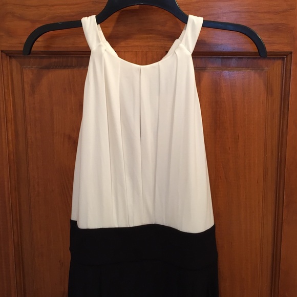 Vince Camuto jumpsuit- blk & crm-NWOT. - Picture 3 of 4