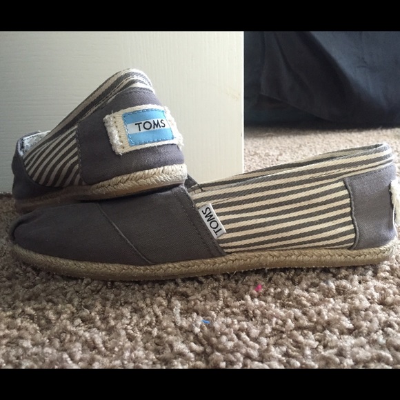 Toms