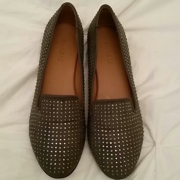 Grey diamond flats