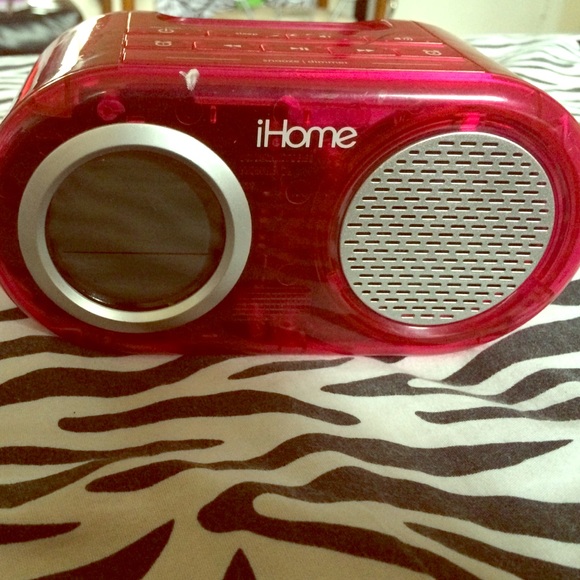 Iphone 4 speaker/alarm