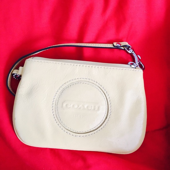 Reserved BUNDLE TRADe