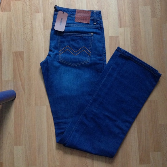 NWT MISSONI JEANS US SIZE 6 IT 40 MADE IN ITALY