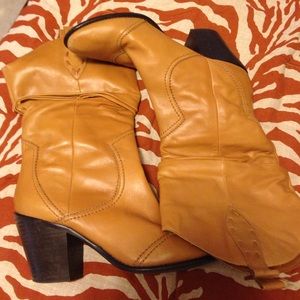 BCBG COWBOY BOOTS