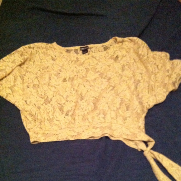 Lace adorable top - Picture 1 of 2