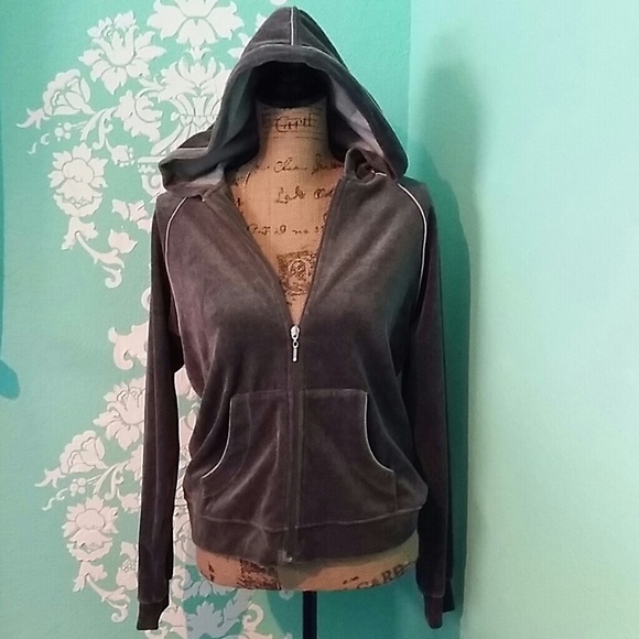 Grey hoodie