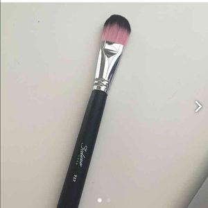 Foundation brush