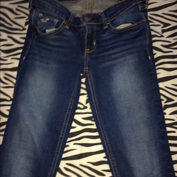 0S hollister jeans