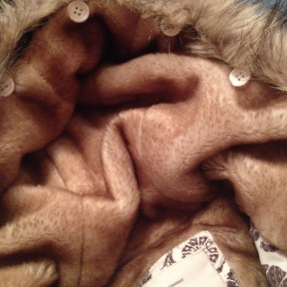 Best - Picture 3 of 3