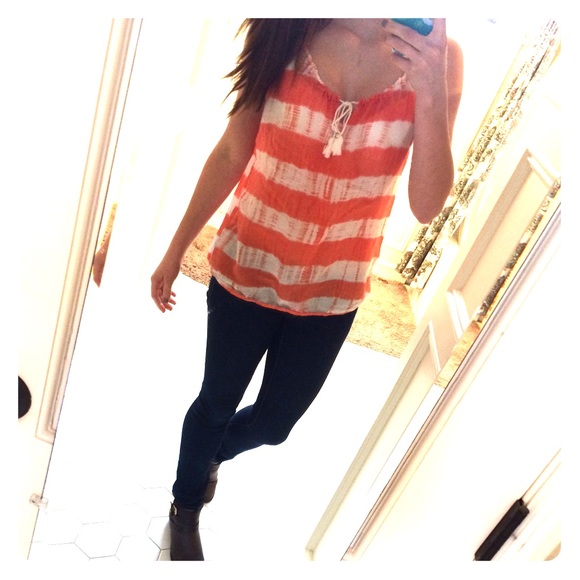 Ann Taylor Loft tank top🌻