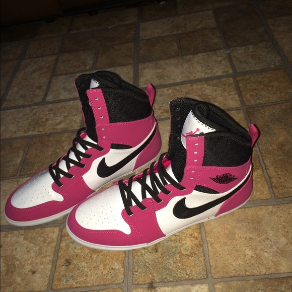 🔴Negotiable price🔴 Jordan's high top