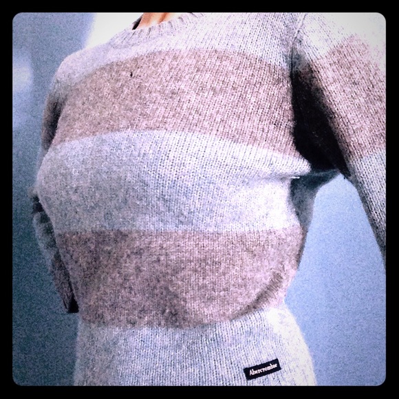 Abercrombie & Fitch Sweater