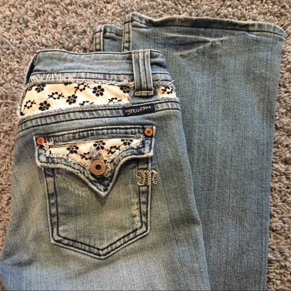 AUTHENTIC Miss Me Jeans