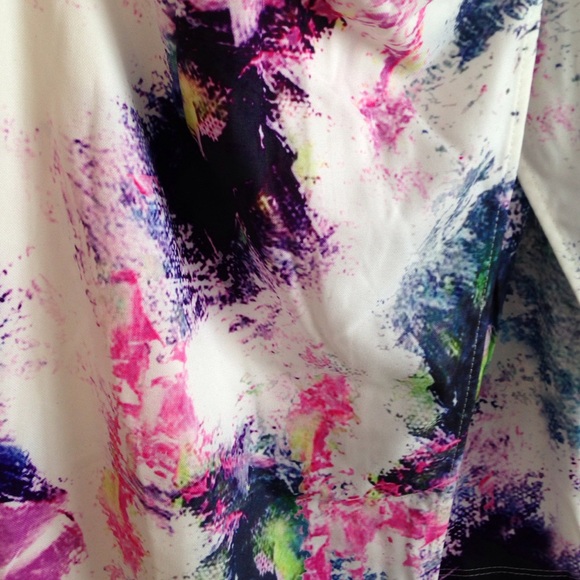 *Traded* Beautiful High-low Dress - Picture 3 of 4