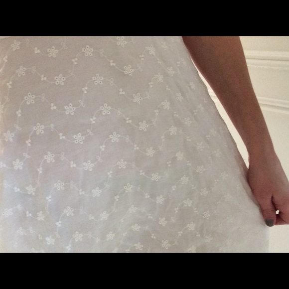 White Spring Dress - Picture 3 of 4