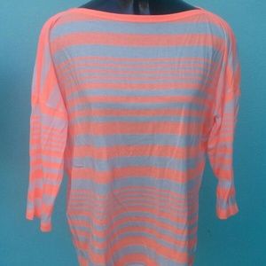 Beautiful GAP T-shirt!