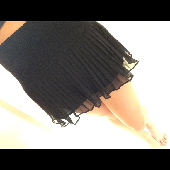 Pleated skirt