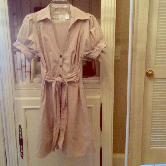 Cute tan dress