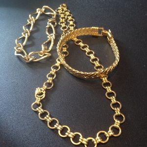 Golden jewelry lot