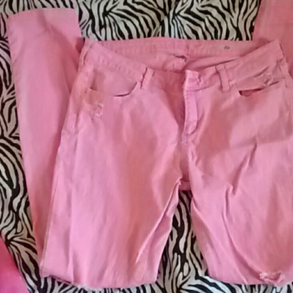 Pink skinny jeans