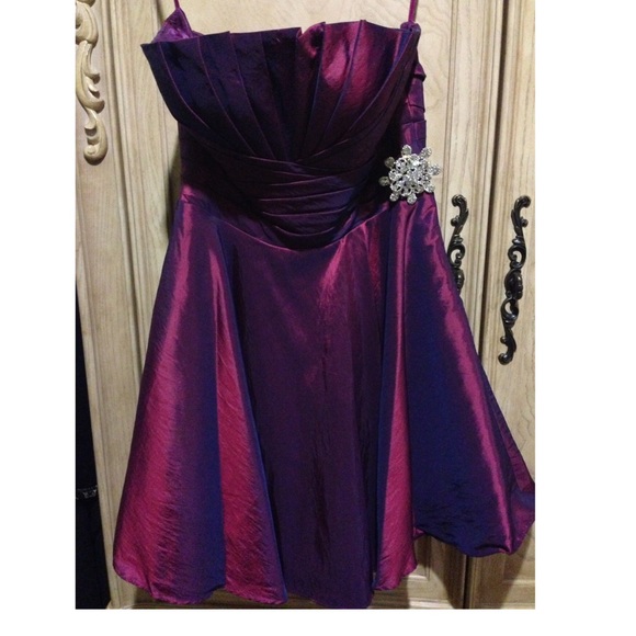 Gorgeous violet dress 💜