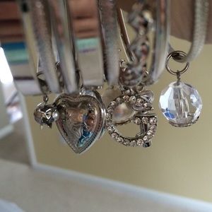 SET OF 8 Silver bracelets