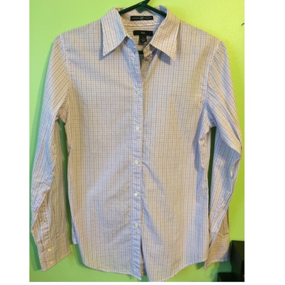 GAP Women's Plaid Button up