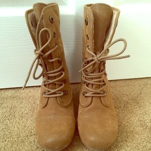 Blowfish "Buster" 2way wedge heel boots