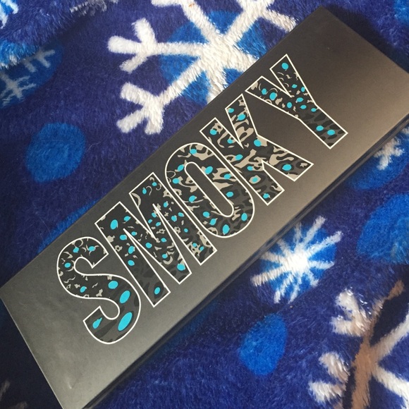 Smoky eye pallet