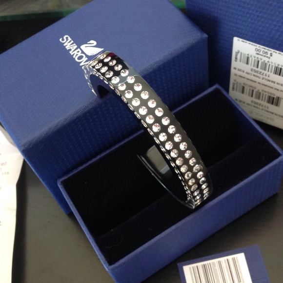Swarovski Jewelry - Swarovski Resin thin bangle