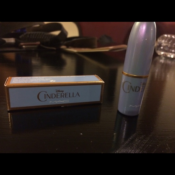 MAC Free as a butterfly