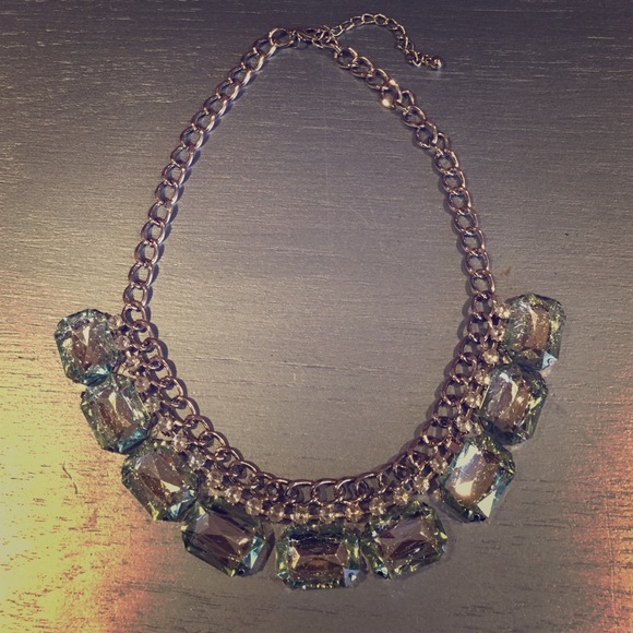 Statement necklace