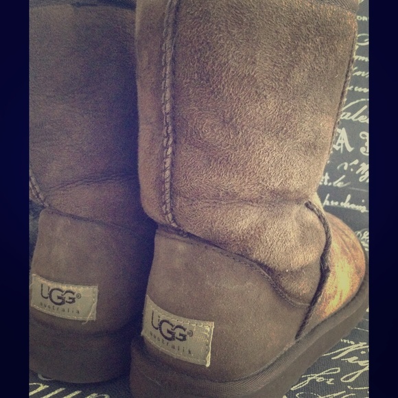 Ugg boots. Short.