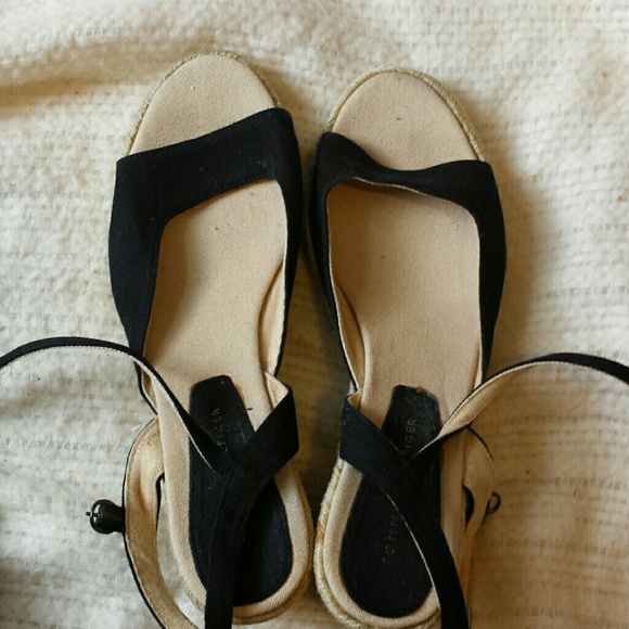 Black sandals