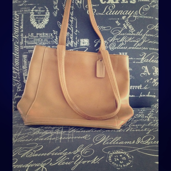 Vintage Coach Handbag**Moving! Final Price!*